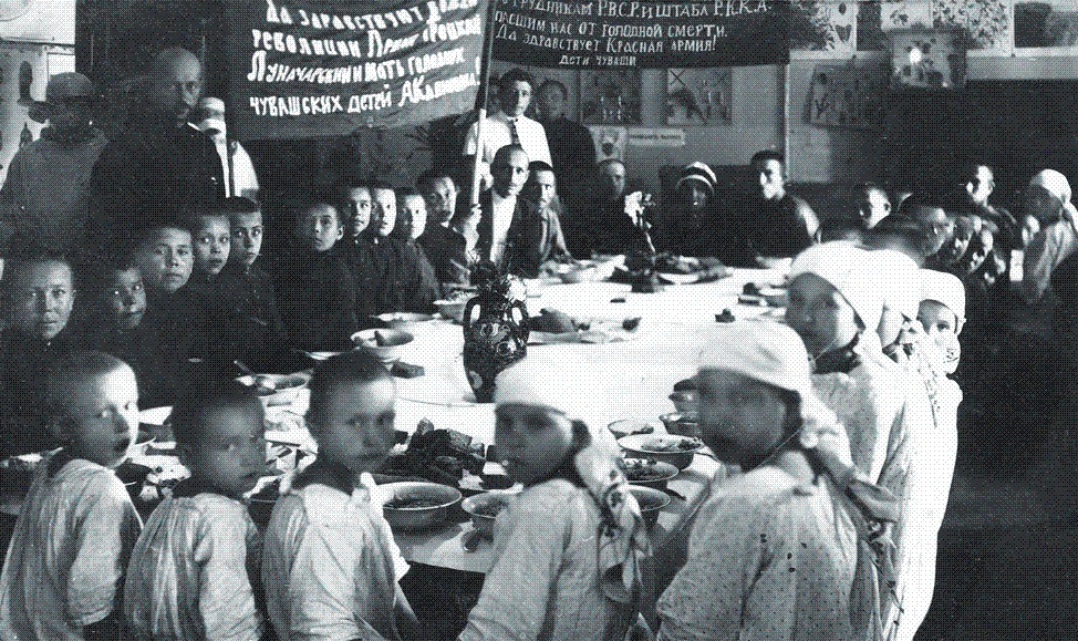 Крымский голод. Дети голод в Поволжье 1921-1922. Советская Россия в 1920 годы голодающие.